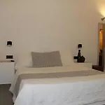 Aegean 佩里萨